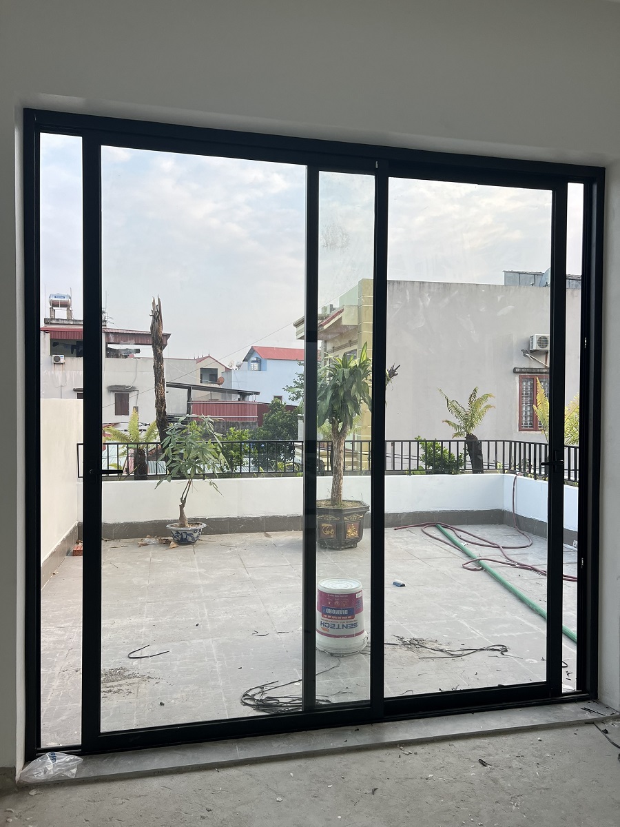 Cửa đi mở trượt hệ Maxal 120 có cầu cách nhiệt ( 2 ray)