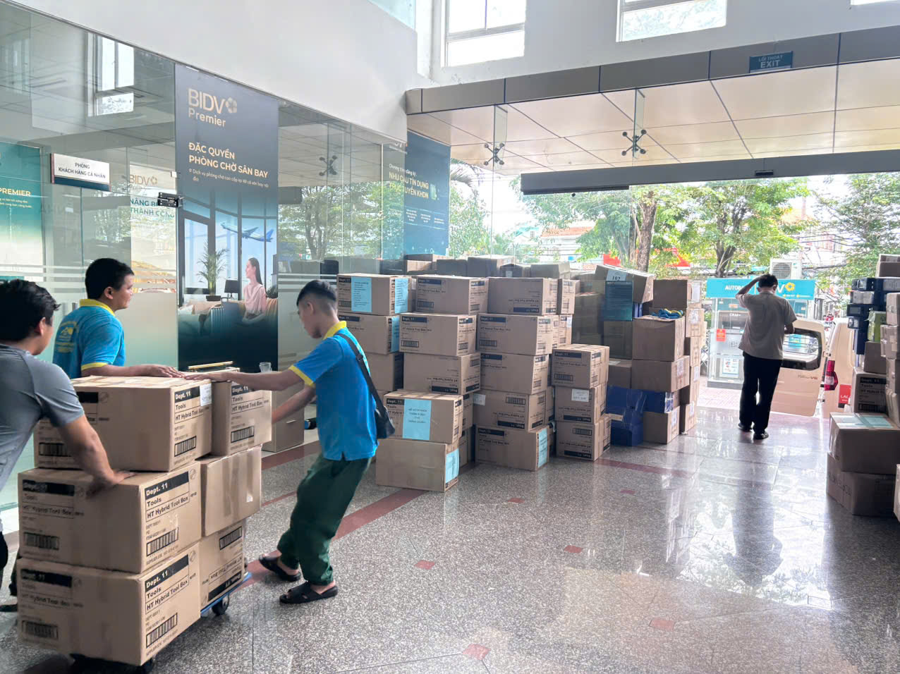 Dịch Vụ Vận Chuyển Hàng Đi Tỉnh Nhanh Chóng, An Toàn