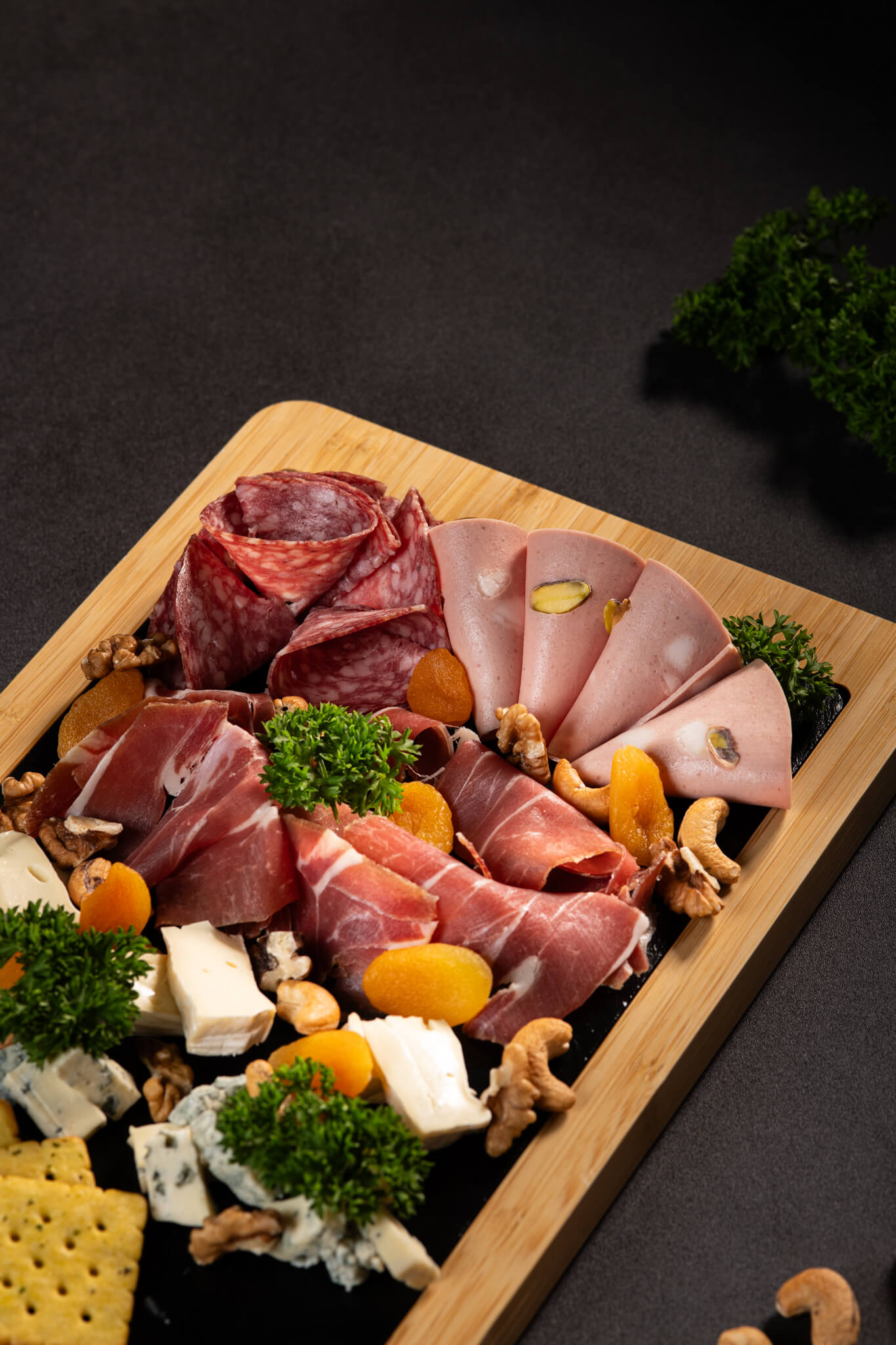 Đĩa Thịt Nguội Và Phô Mai Tổng Hợp