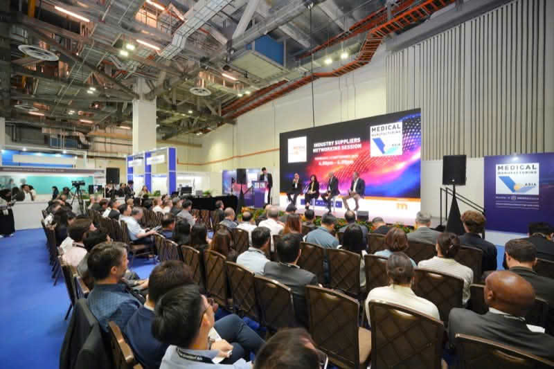 Medivision gặp gỡ và làm việc cùng hãng Innomedis AG