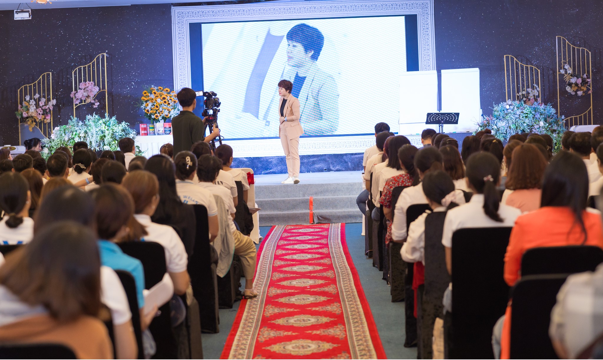 Xây dựng quy trình chuẩn hóa nhân sự