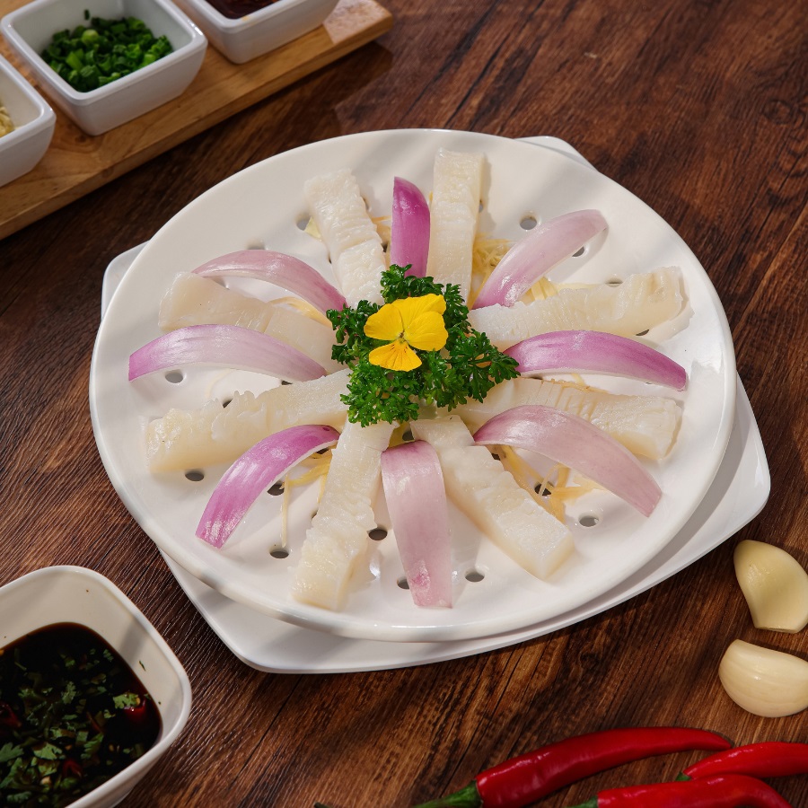 Mực lá đại dương hấp hành gừng