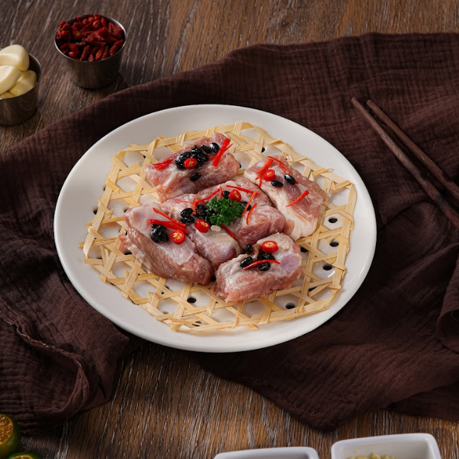 Sườn Non Hấp Tàu Xì - (Steamed Pork Ribs with Black Bean Sauce)